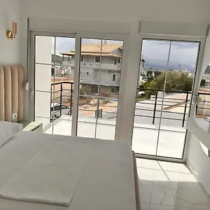 Sun 2e Apartment Ksamil